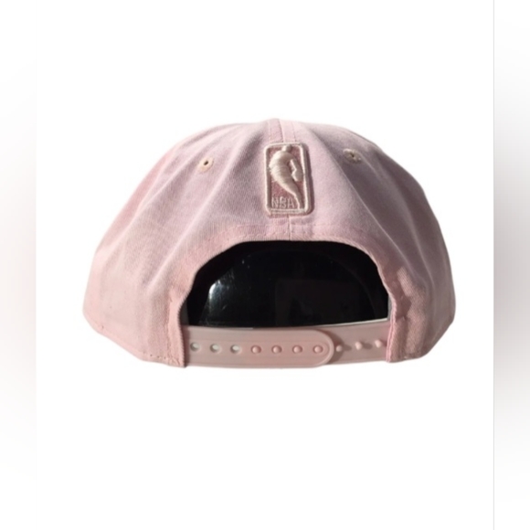 New York Knicks New Era Pink Cap NWT - Picture 5 of 6